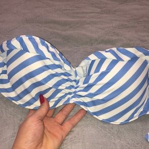 Sailor bandeau bikini top with removable straps.